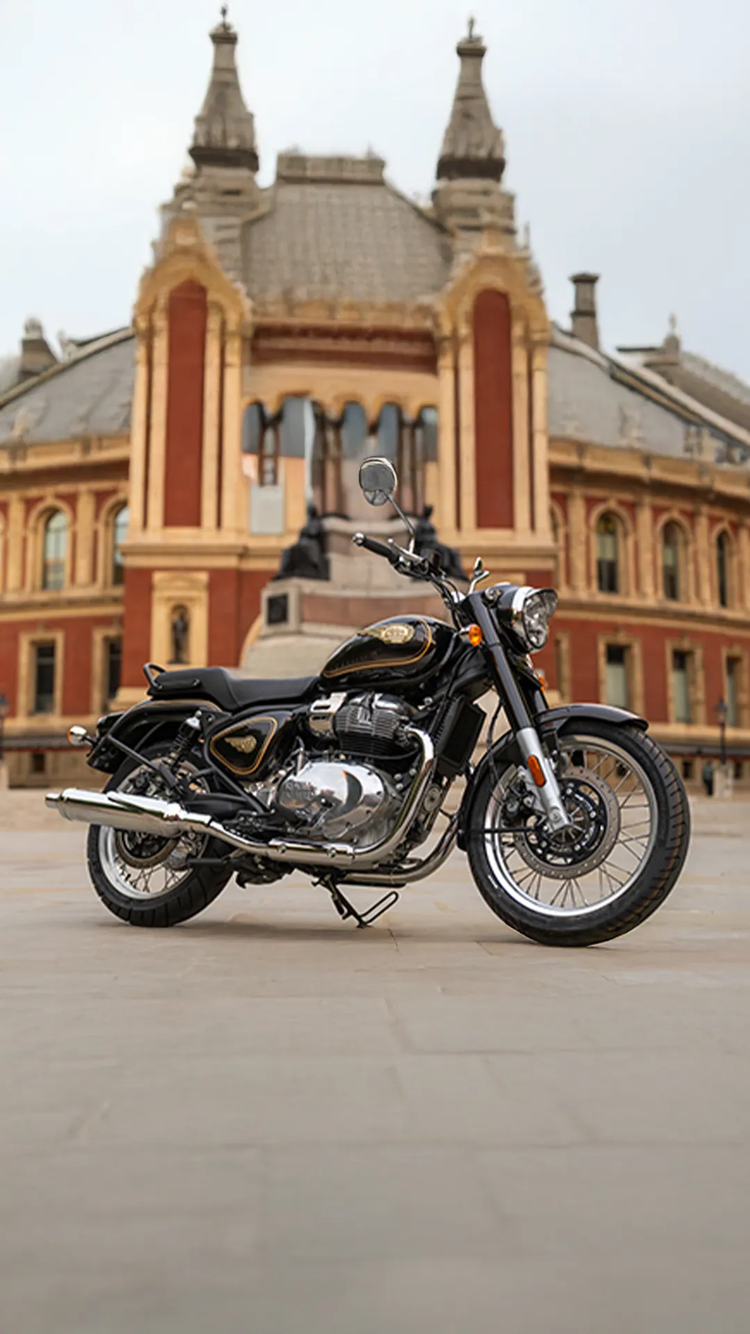 Royal Enfield Bullet 650 unterwegs – Foto 2