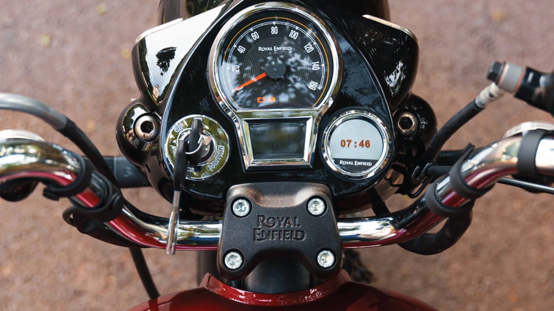 Royal Enfield Goan Classic 350 na cestě – fotografie 4