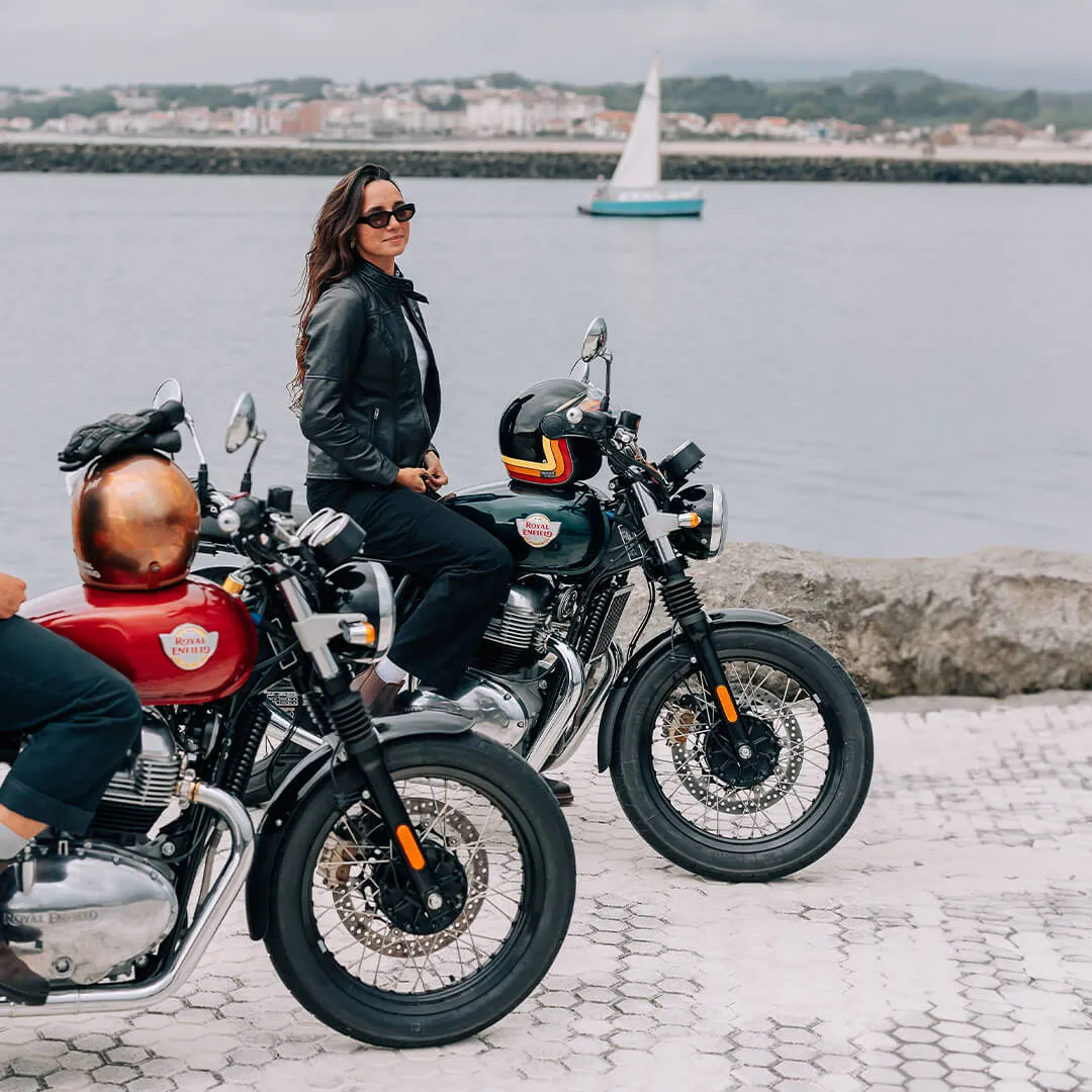 Royal Enfield Interceptor 650 na cestě – fotografie 8