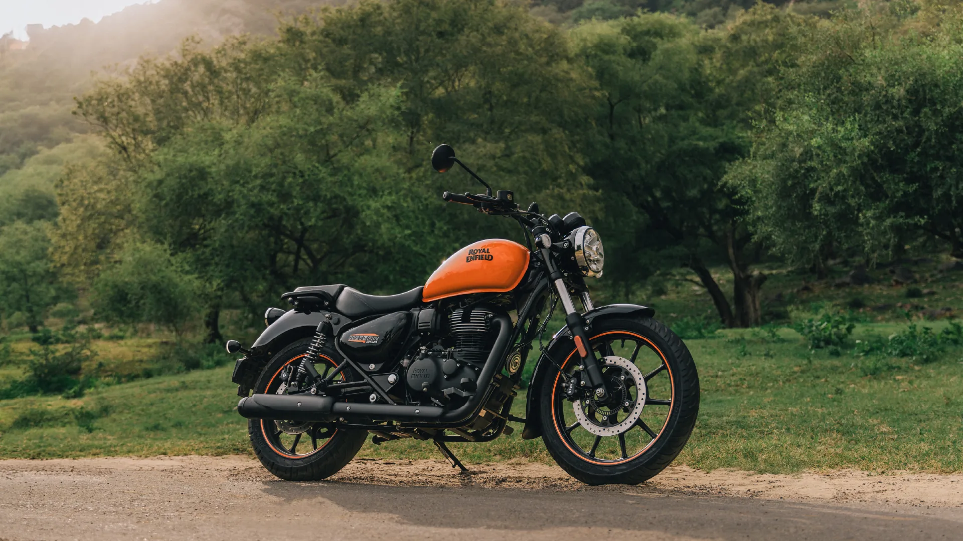Royal Enfield Meteor 350 – fotografie z galerie 1
