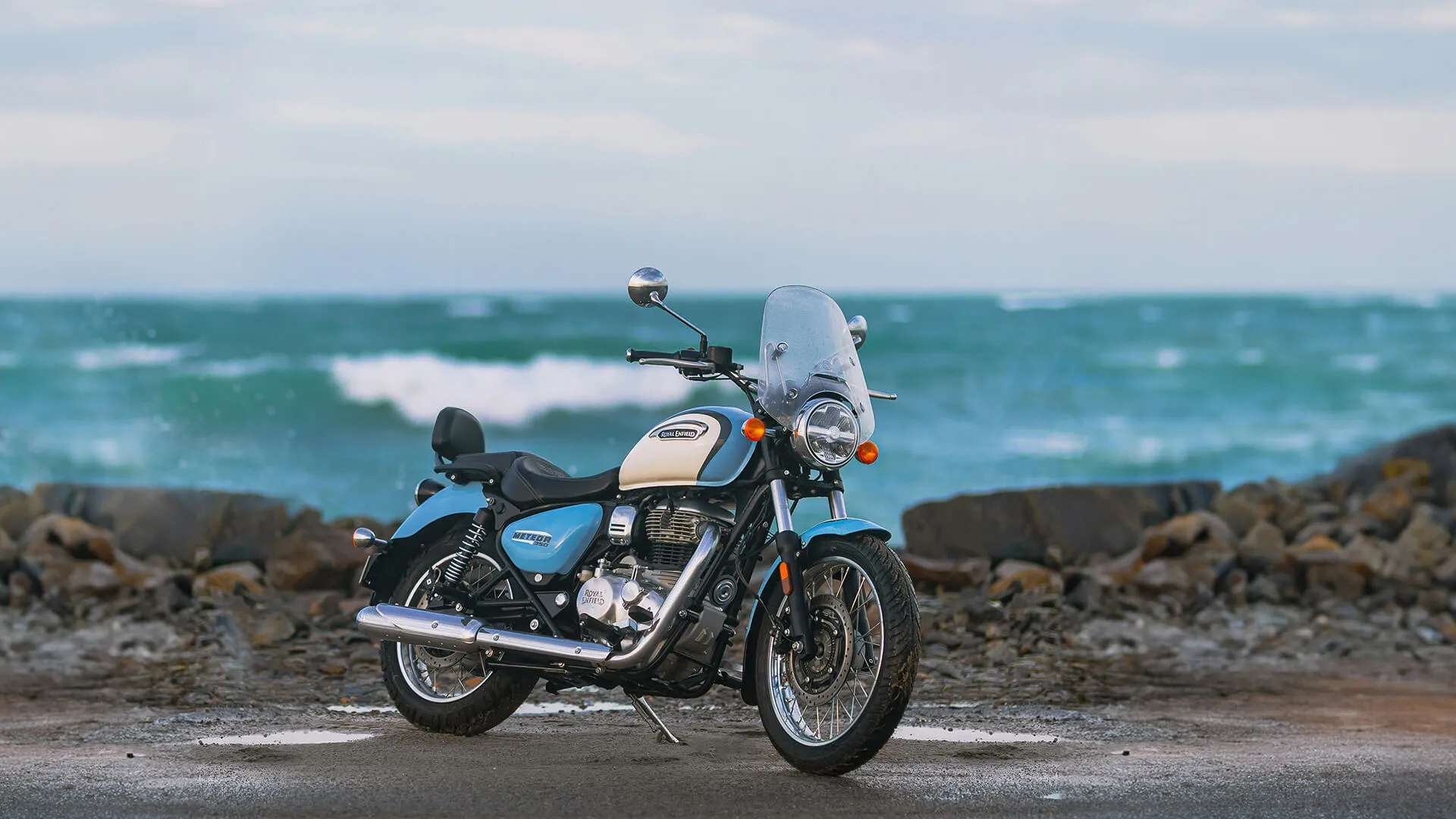 Royal Enfield Meteor 350 na cestě – fotografie 2