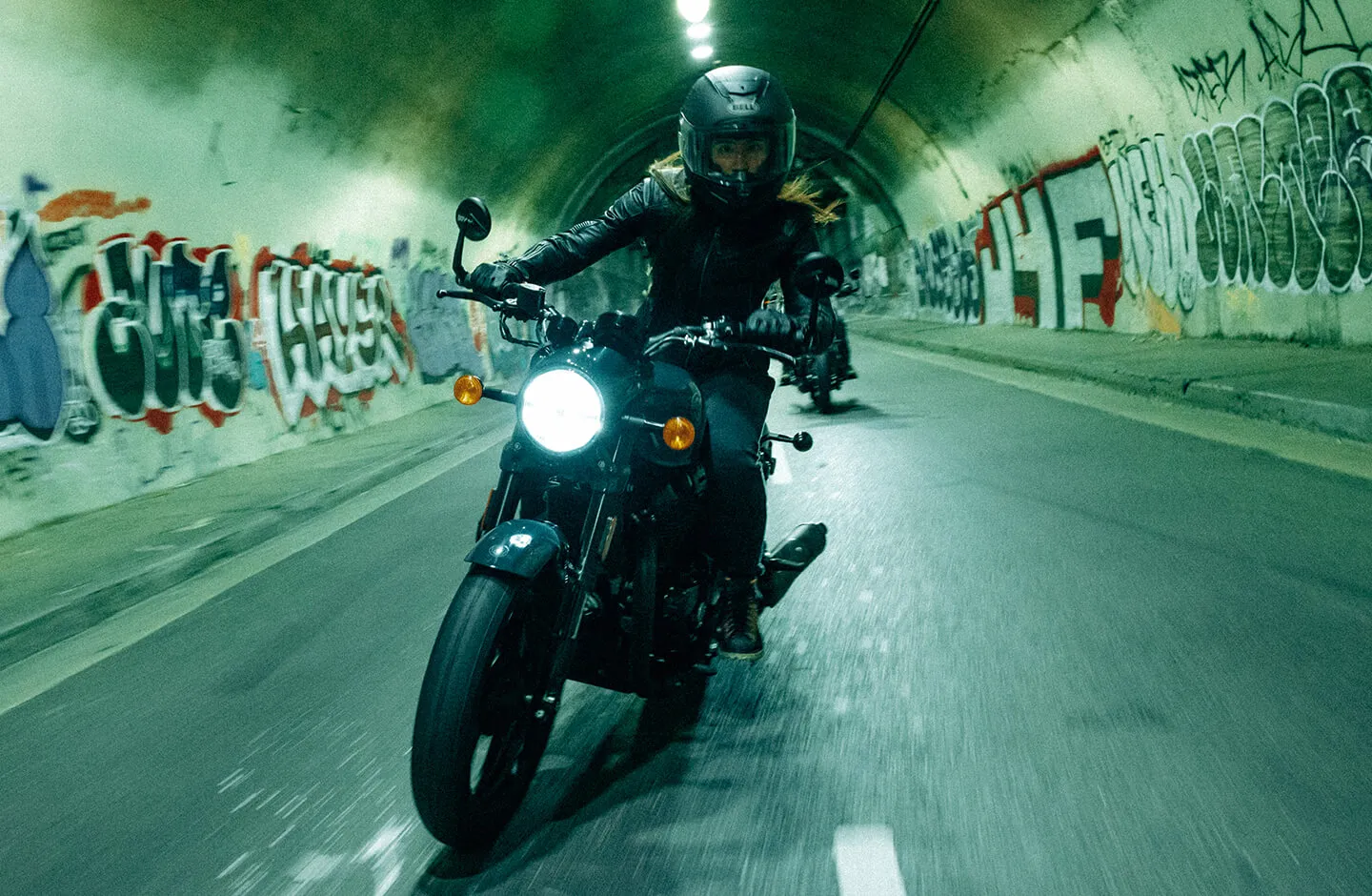 Royal Enfield Shotgun 650 na cestě – fotografie 5